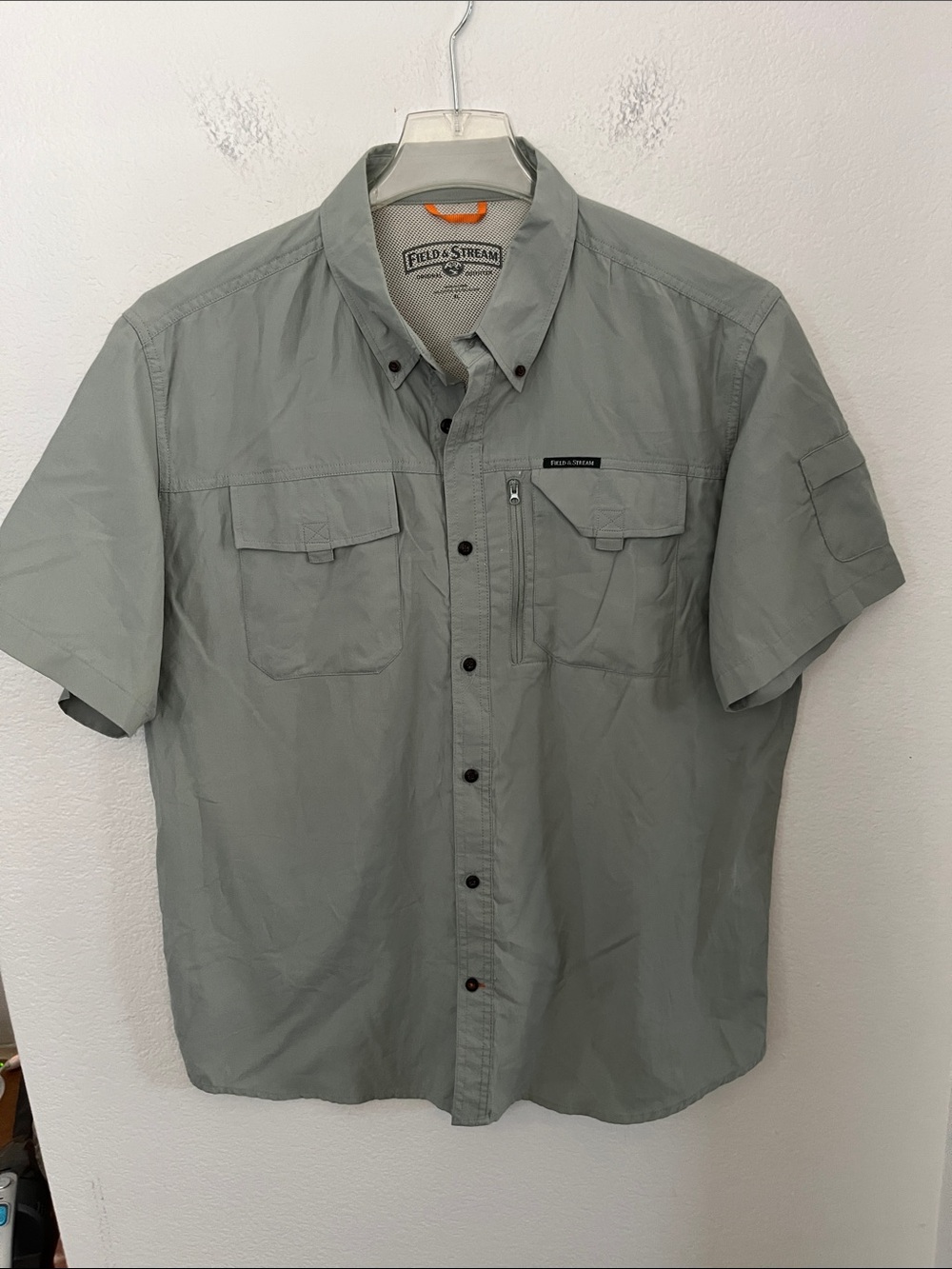 Field & Stream Men's Short-Sleeve Button-Down Shirt in Light Sage Gray